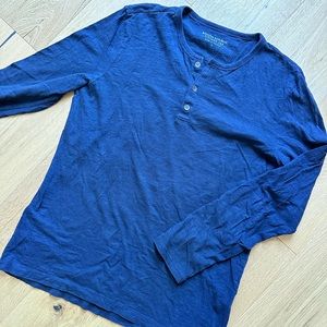 Banana Republic Vintage Henley Tee - Size L - Blue